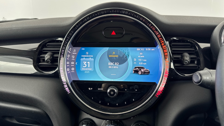 MINI Hatchback 1.5 Cooper Classic 5dr Auto [Nav Pack] Petrol Hatchback